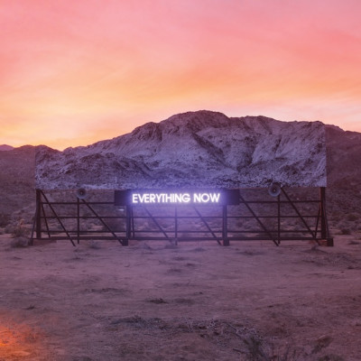 E-shop Everything Now (Day Version)
