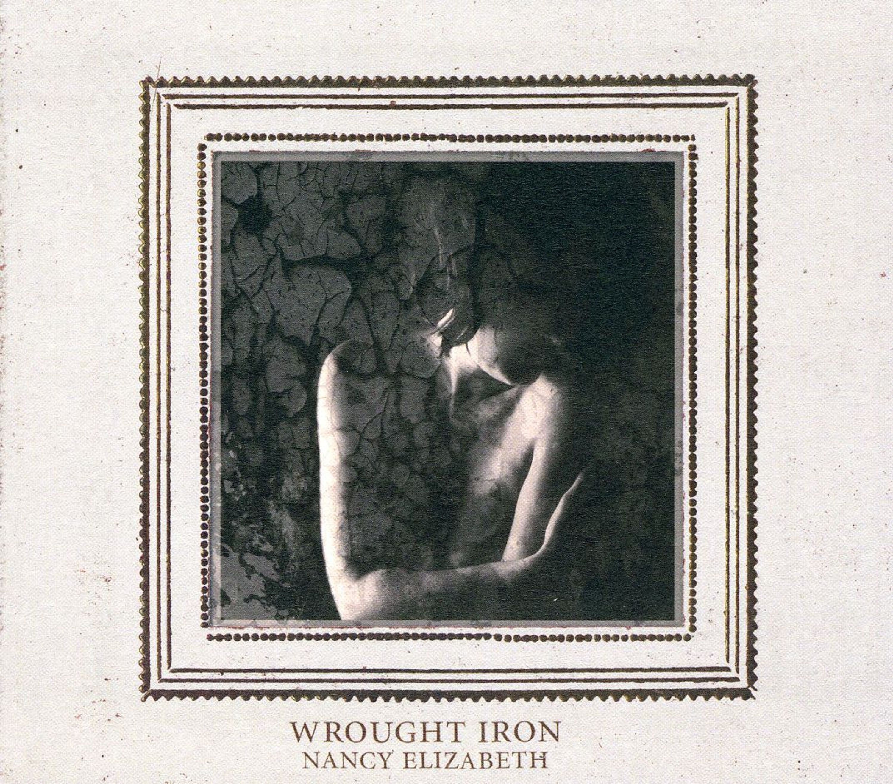 E-shop Wrought Iron - Nancy Elizabeth CD